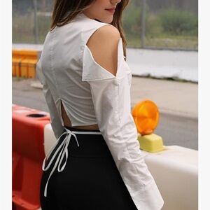 The Drop Women's Ivory Cutout Crop Shirt